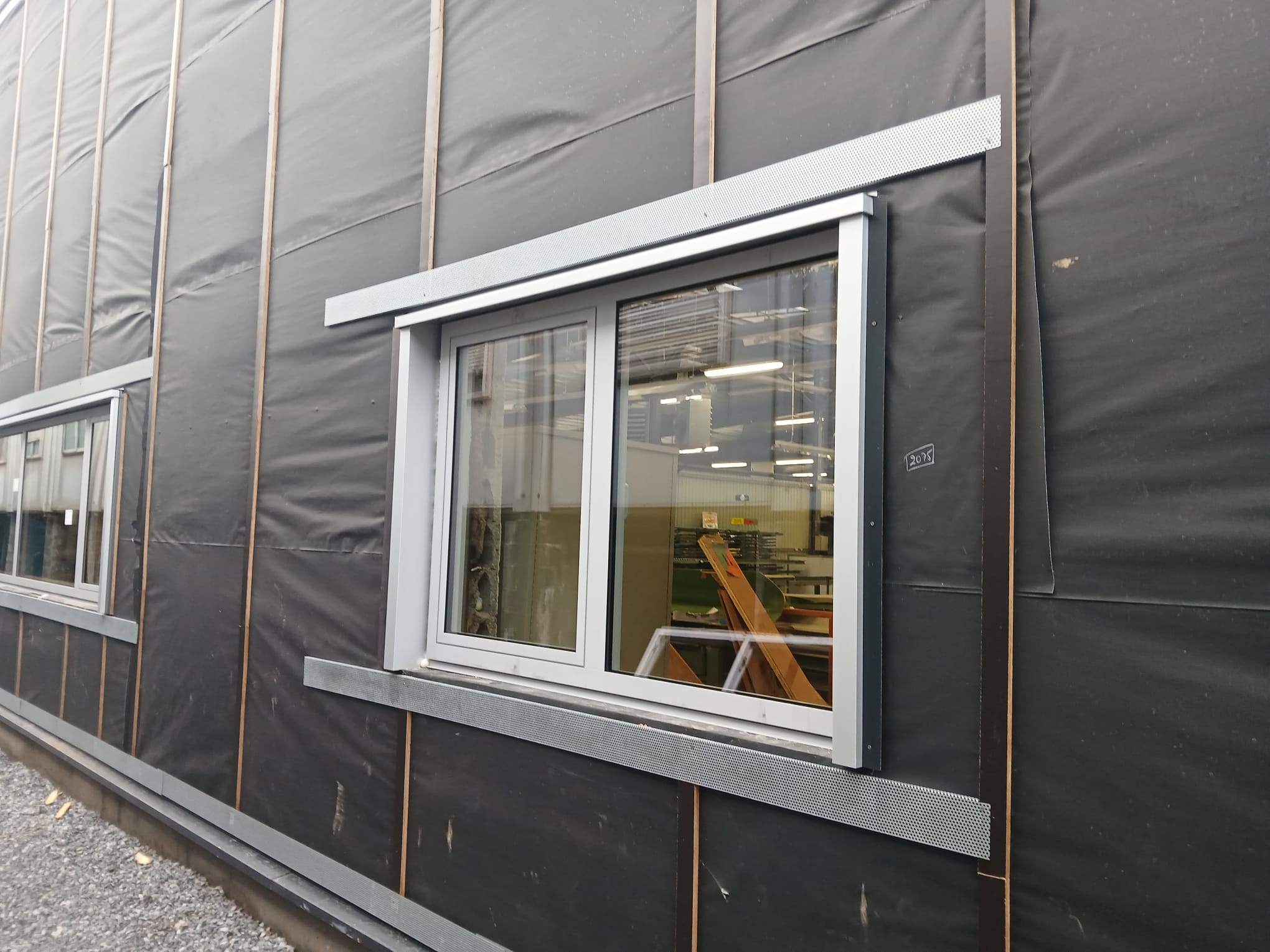 Gevelisolatie Luchthaven Charleroi – foto 11